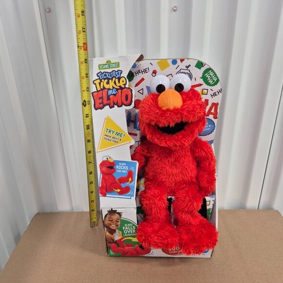 *SOLD* Sesame Street 2021 Tickliest Tickle Me Elmo NIB Tested Works - Picture 6 of 7